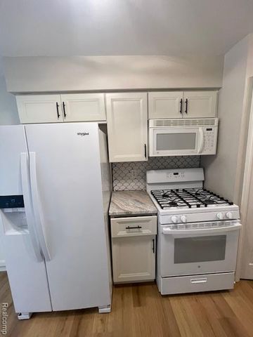 39508 Old Dominion Drive, Clinton Charter Township, MI 48038