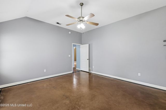 5562 Corey Cove, Horn Lake, MS 38637