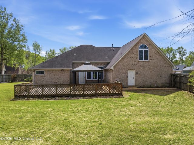 5562 Corey Cove, Horn Lake, MS 38637