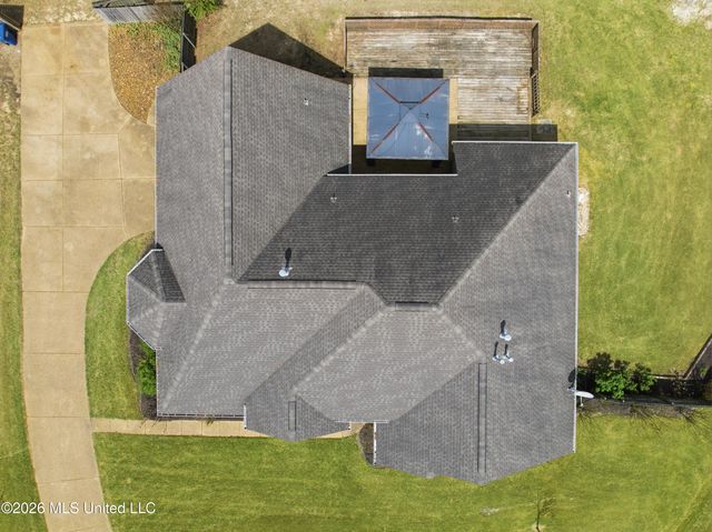 5562 Corey Cove, Horn Lake, MS 38637