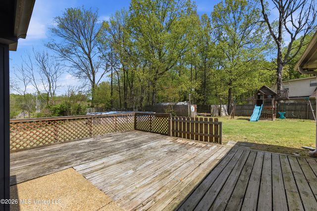 5562 Corey Cove, Horn Lake, MS 38637