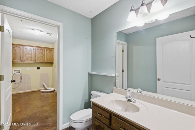 5562 Corey Cove, Horn Lake, MS 38637