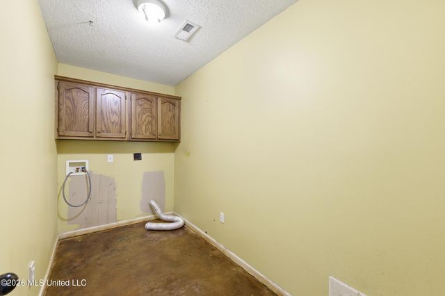 5562 Corey Cove, Horn Lake, MS 38637