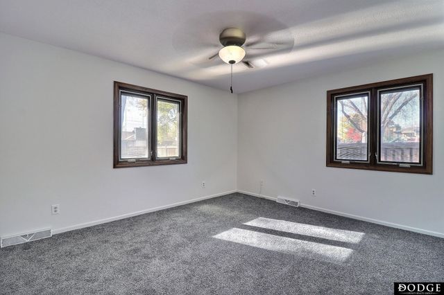 2225 Teakwood Drive, Fremont, NE 68025