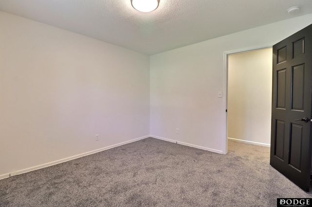 2225 Teakwood Drive, Fremont, NE 68025