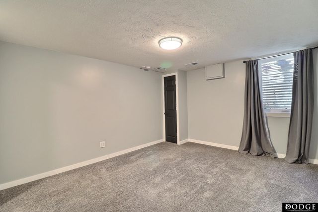 2225 Teakwood Drive, Fremont, NE 68025