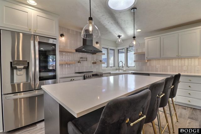 2225 Teakwood Drive, Fremont, NE 68025