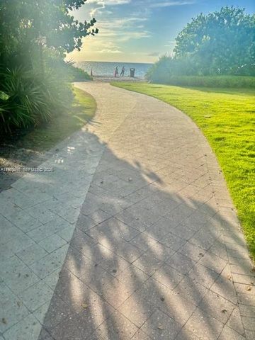 100 Bayview Dr 302, Sunny Isles Beach, FL 33160