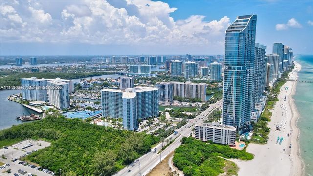 100 Bayview Dr 302, Sunny Isles Beach, FL 33160