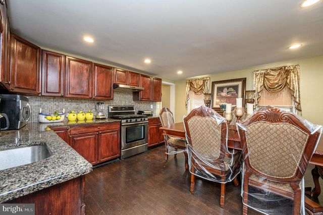 195 WASHINGTON ST, Mount Holly, NJ 08060