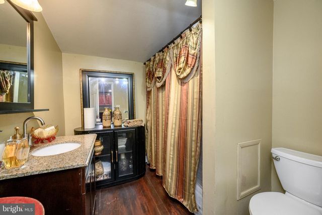 195 WASHINGTON ST, Mount Holly, NJ 08060