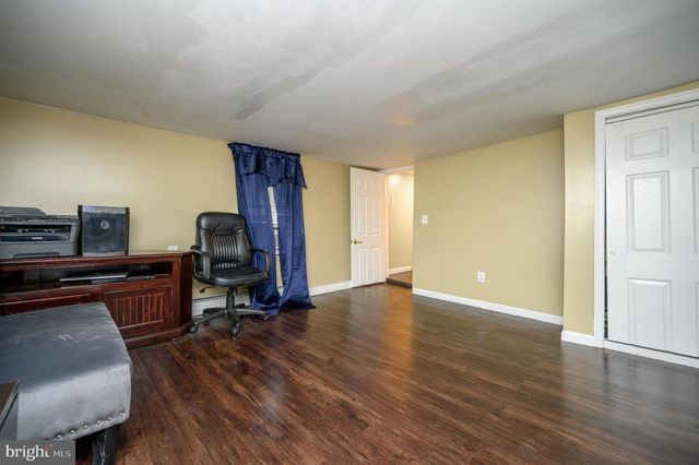 195 WASHINGTON ST, Mount Holly, NJ 08060