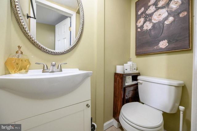 195 WASHINGTON ST, Mount Holly, NJ 08060