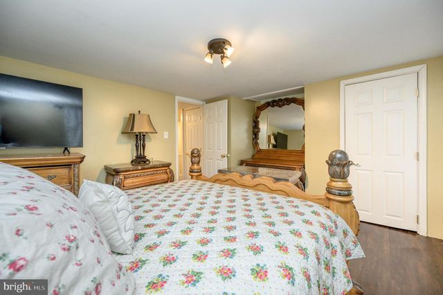 195 WASHINGTON ST, Mount Holly, NJ 08060