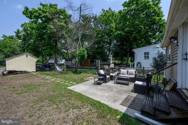 195 WASHINGTON ST, Mount Holly, NJ 08060