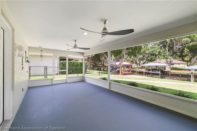 864 Peachtree Drive, Lake Placid, FL 33852