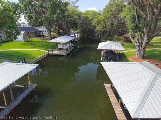 864 Peachtree Drive, Lake Placid, FL 33852