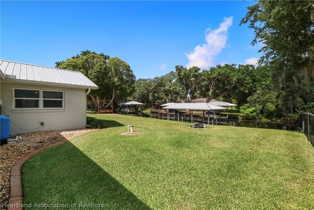 864 Peachtree Drive, Lake Placid, FL 33852