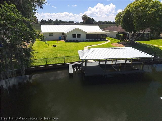 864 Peachtree Drive, Lake Placid, FL 33852