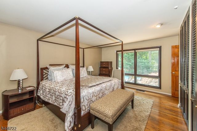 10 Reed Ct, Wayne Twp., NJ 07470