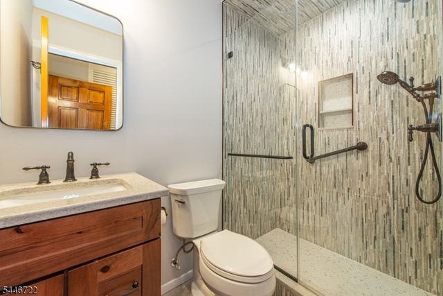 10 Reed Ct, Wayne Twp., NJ 07470