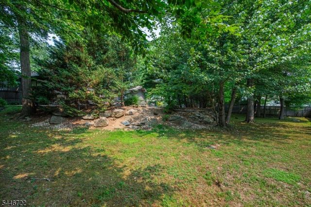 10 Reed Ct, Wayne Twp., NJ 07470