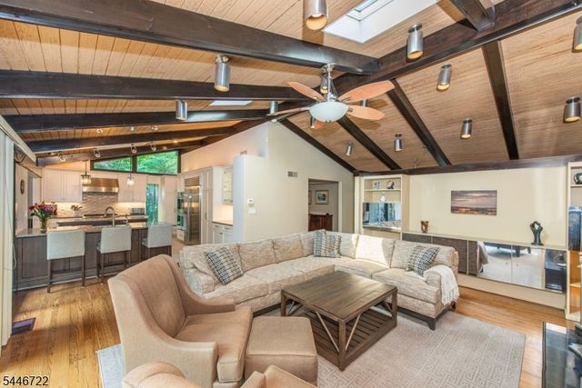 10 Reed Ct, Wayne Twp., NJ 07470
