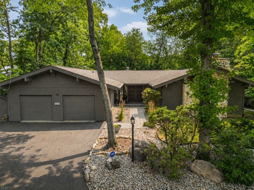 10 Reed Ct, Wayne Twp., NJ 07470