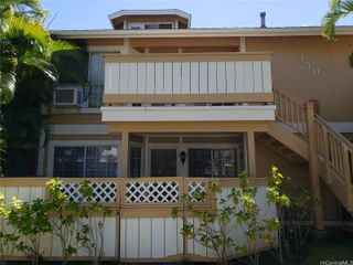 350 Mananai Place E, Honolulu, HI 96818