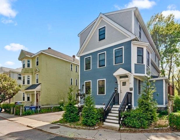 29 Goldsmith St 2, Boston, MA 02130