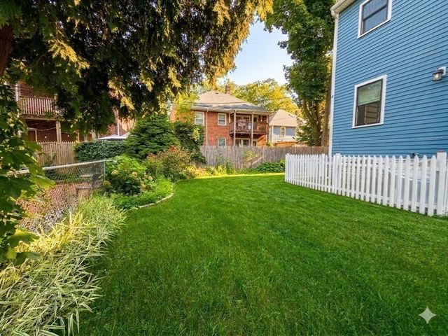 29 Goldsmith St 2, Boston, MA 02130