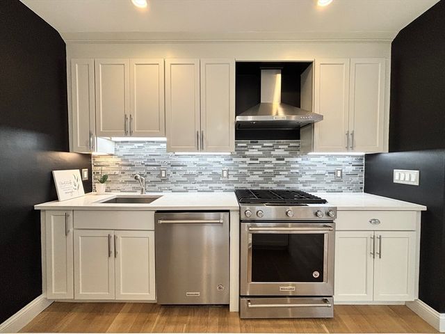 29 Goldsmith St 2, Boston, MA 02130