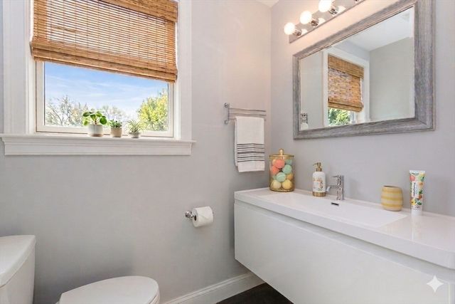 29 Goldsmith St 2, Boston, MA 02130