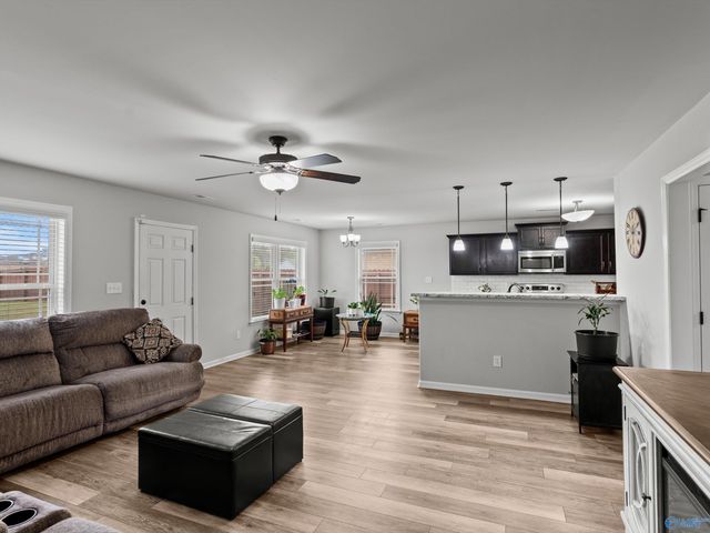 111 Heritage Way Drive, Toney, AL 35773