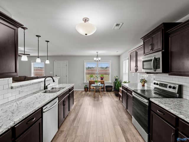 111 Heritage Way Drive, Toney, AL 35773