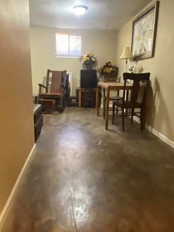 2012 N Ruby St, Spokane, WA 99207