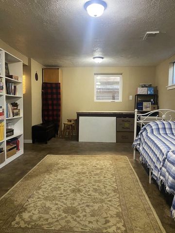 2012 N Ruby St, Spokane, WA 99207