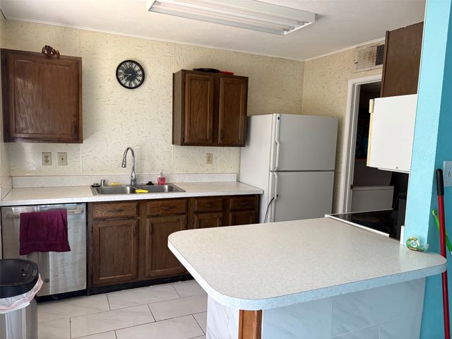 537 E Bethany Drive, Allen, TX 75002