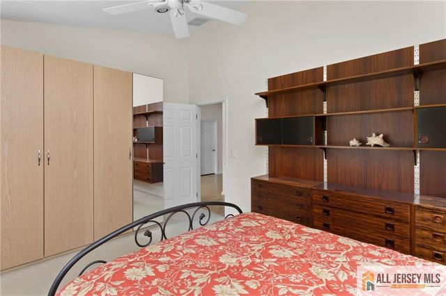 30 Wellington Place, Monroe, NJ 08831