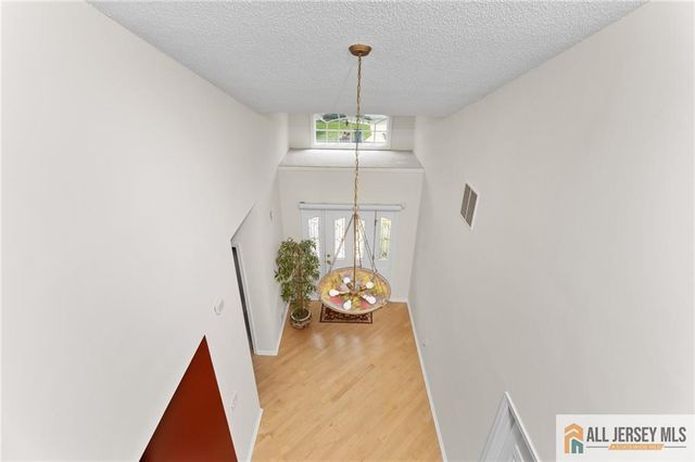 30 Wellington Place, Monroe, NJ 08831