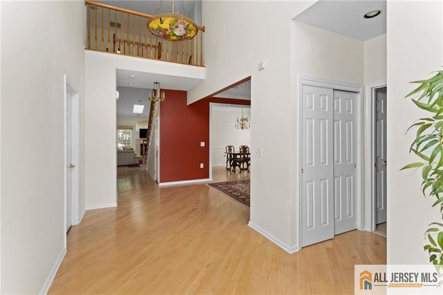 30 Wellington Place, Monroe, NJ 08831