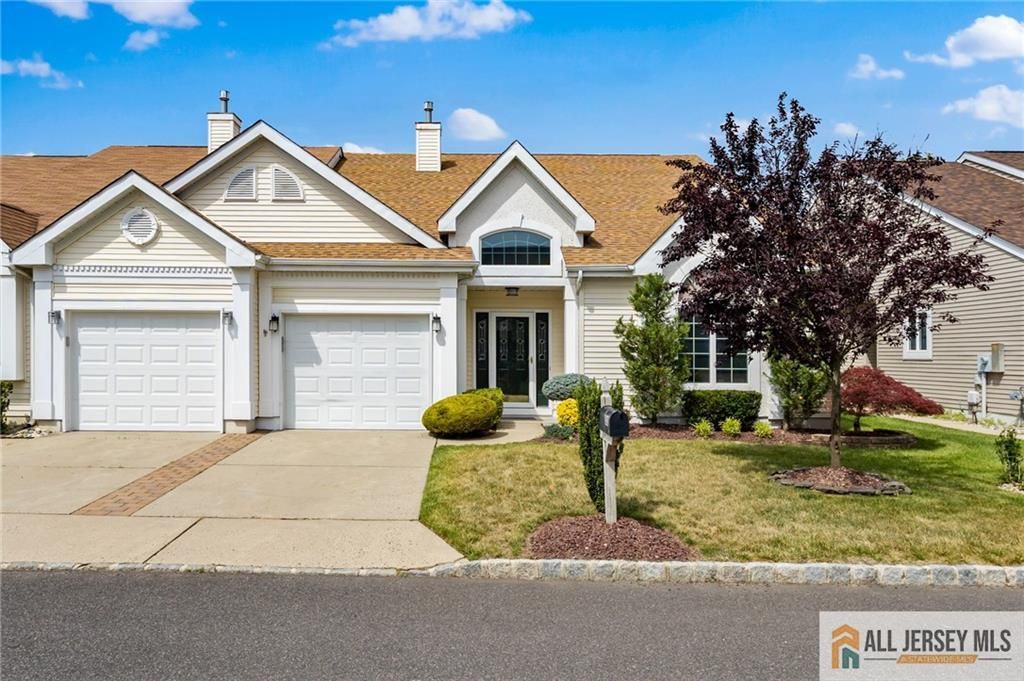30 Wellington Place, Monroe, NJ 08831