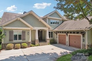 3229 Lake Pointe Drive, Belmont, NC 28012