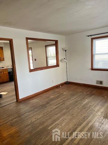 25 March Place, Fords, NJ 08863