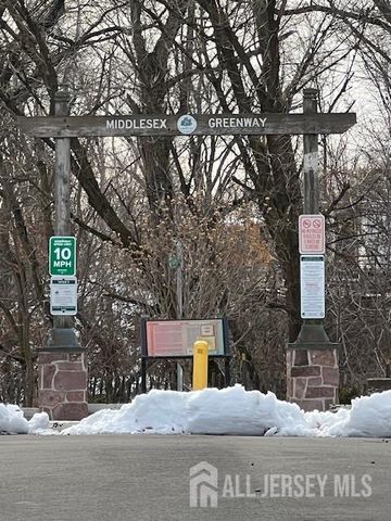 25 March Place, Fords, NJ 08863