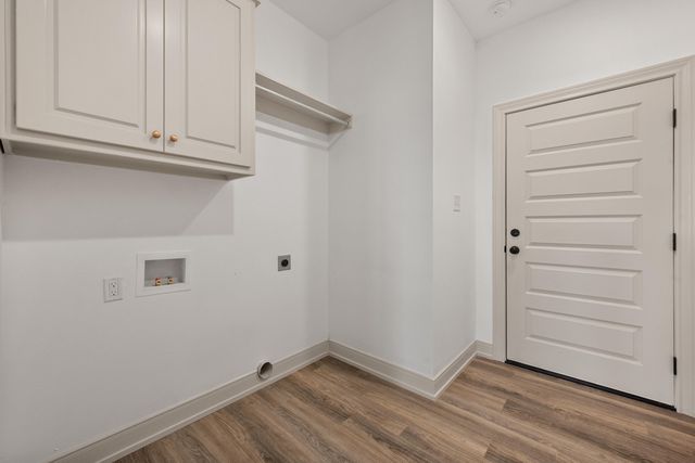 1001 N 5th Street, Wolfforth, TX 79382