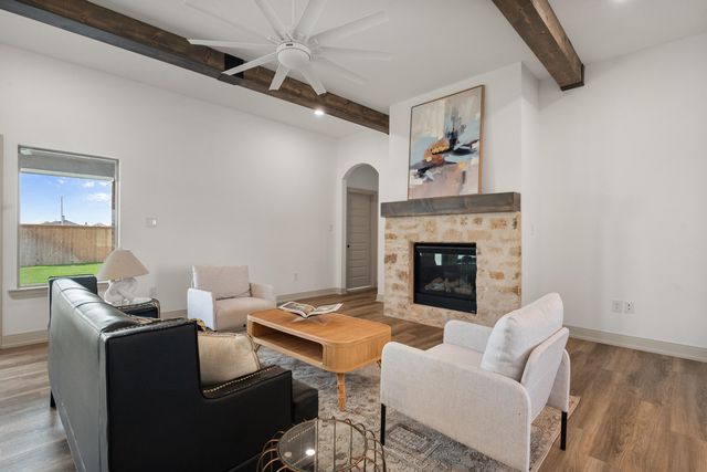 1001 N 5th Street, Wolfforth, TX 79382