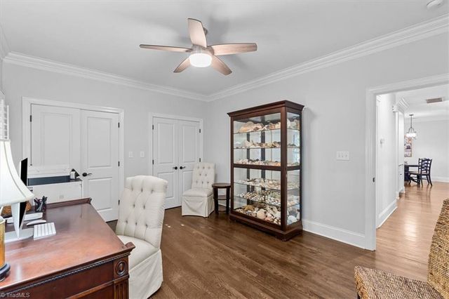8 Blakeney Place, Greensboro, NC 27408