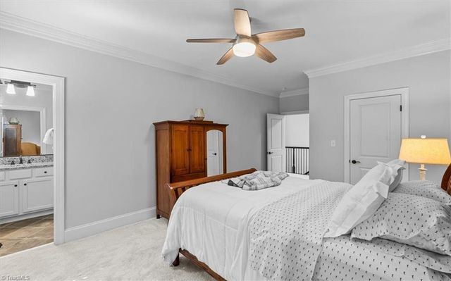 8 Blakeney Place, Greensboro, NC 27408