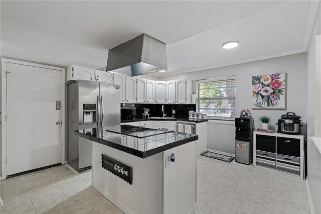 7441 Spitfire Dr, Corpus Christi, TX 78412